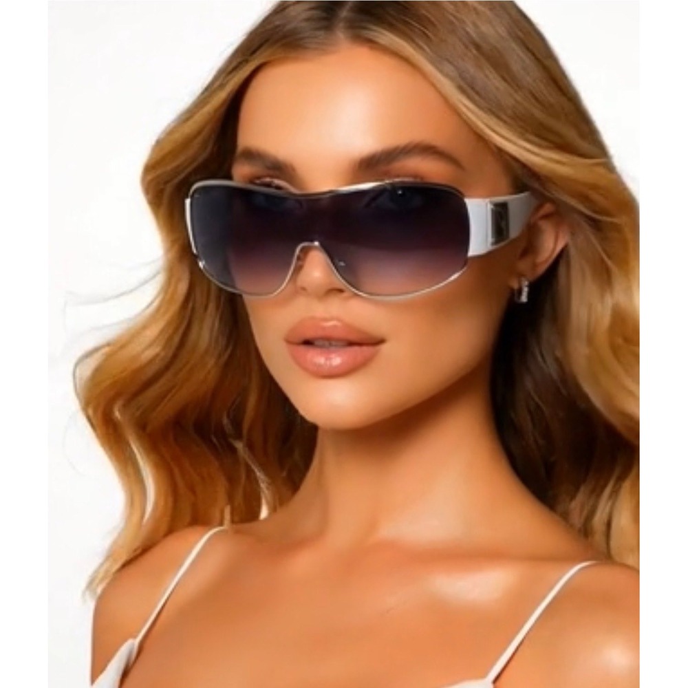 White Shield Women Sunglasses Silver Frame Gradient Smoke Lens Retro Outfit 2026